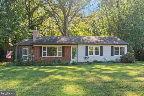 45989 Rolling Rd, Lexington Park, MD 20653