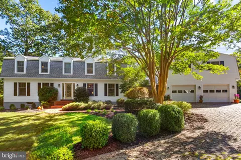 17636 Point Lookout Rd, Lexington Park, MD 20653