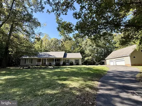 43073 Wit And Folly Way, Hollywood, MD 20636