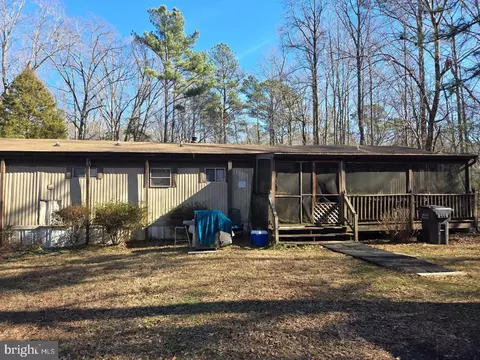 40412 Medleys Ln, Mechanicsville, MD 20659