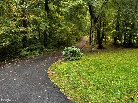 Exterior - 24975 Beavan Ct, Chaptico, MD 20621 photo 2 of 3