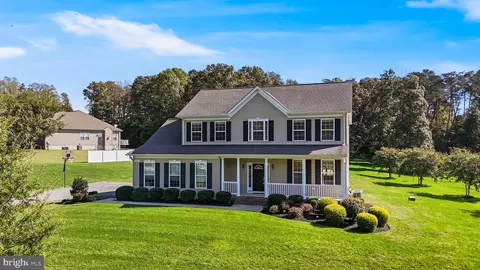 39827 Grandview Haven Dr, Mechanicsville, MD 20659