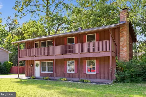 21575 Columbia St, Lexington Park, MD 20653