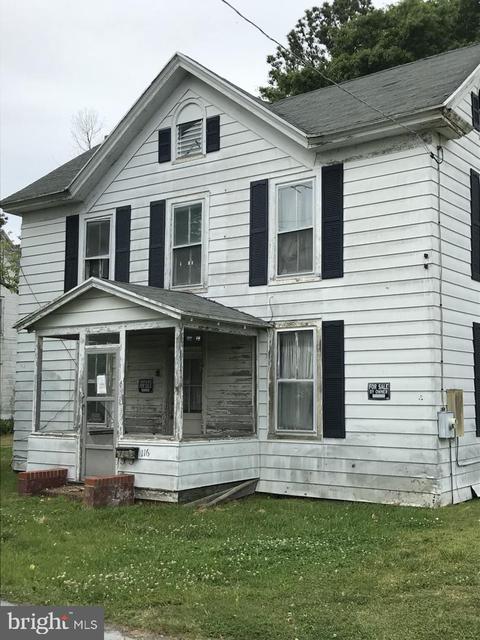 116 Maple St, Crisfield, MD 21817 photo 2