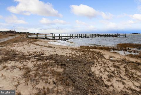 5 Hammock Point Rd, Crisfield, MD 21817 photo 2