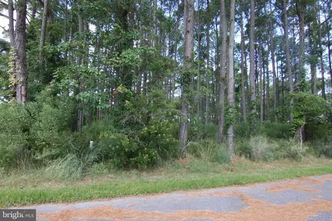 0 W Pear St, Crisfield, MD 21817