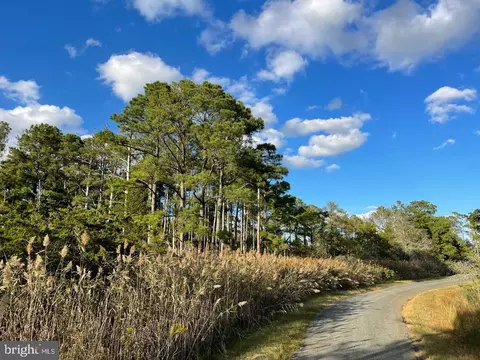 SW Fords Wharf Road, Westover, MD 21871
