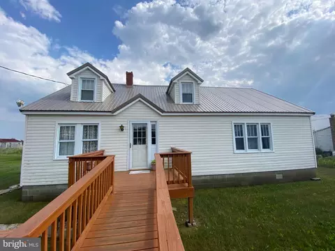21149 Tuff St, Tylerton, MD 21866