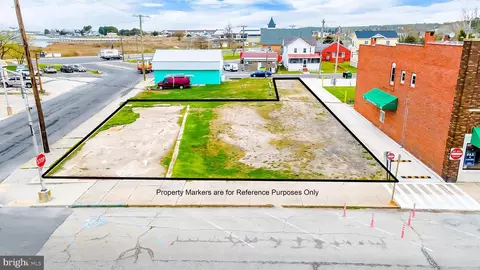 396 W Main St, Crisfield, MD 21817