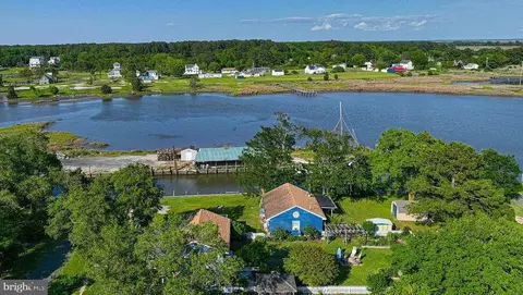 23281 Hastings Dr, Deal Island, MD 21821
