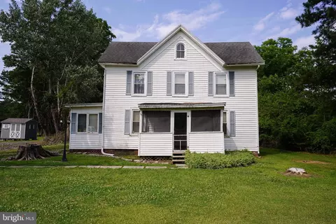 3128 William Maddox Rd, Crisfield, MD 21817