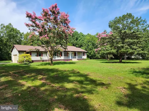 26538 Old State Rd, Crisfield, MD 21817