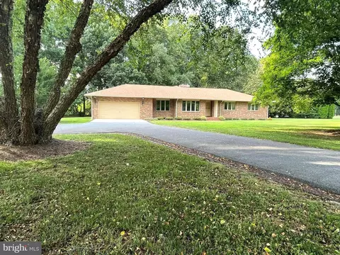 14710 Woodland Dr, Eden, MD 21822