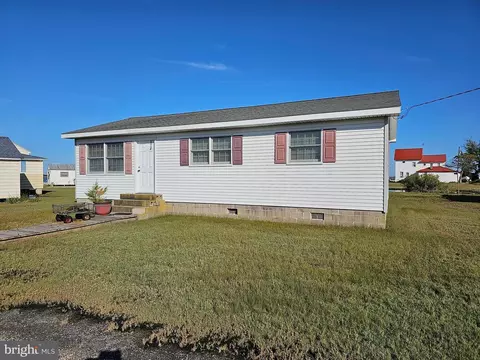 21132 Tuff St, Tylerton, MD 21866