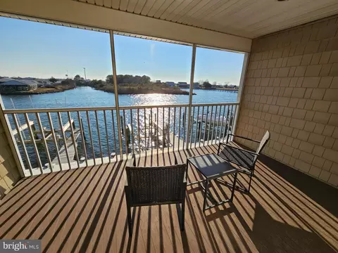 106 E Waters Edge #106E, Crisfield, MD 21817