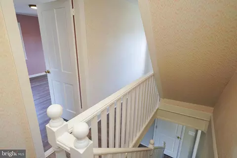 Entry Way - 26692 Old State Rd, Crisfield, MD 21817 photo 3 of 6