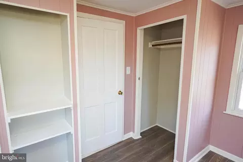 Bedroom - 26692 Old State Rd, Crisfield, MD 21817 photo 5 of 7