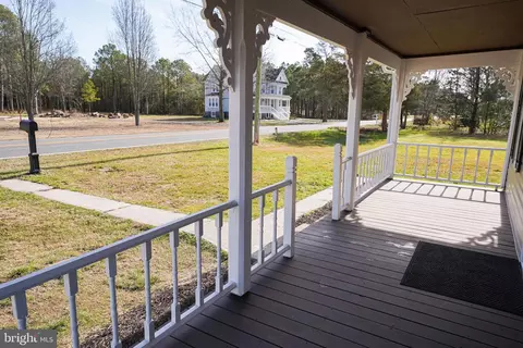 Exterior - 26692 Old State Rd, Crisfield, MD 21817 photo 5 of 10