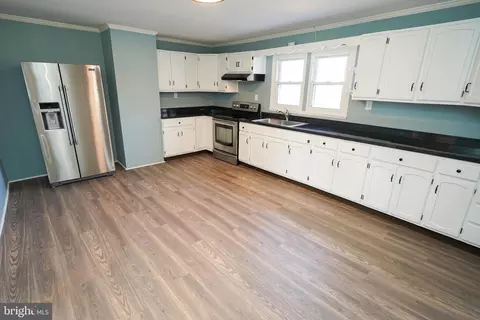 Kitchen - 26692 Old State Rd, Crisfield, MD 21817 photo 1 of 1