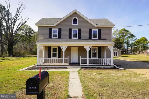 Exterior - 26692 Old State Rd, Crisfield, MD 21817 photo 3 of 10