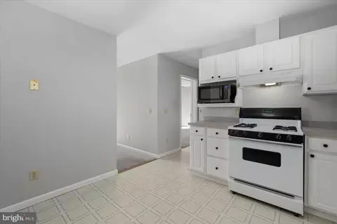 Kitchen - 8074 Riverview Rd, Westover, MD 21871 photo 4 of 5