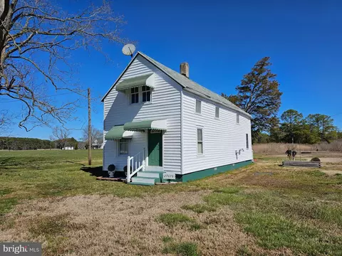 29070 Quindocqua Rd, Marion Station, MD 21838