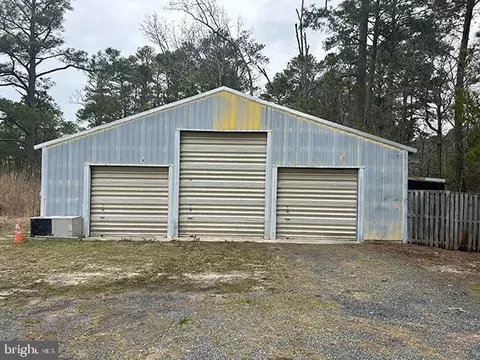 27032 Oriole Rd, Princess Anne, MD 21853