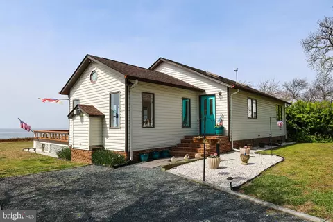 23143 Manokin Ct, Deal Island, MD 21821