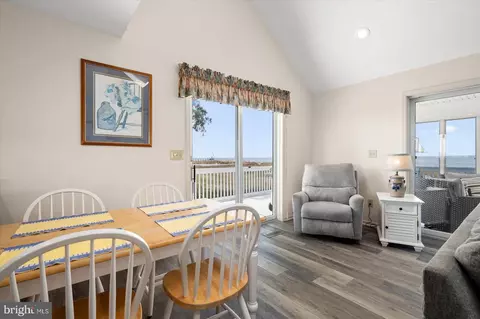 Dining - 8078 Riverview Rd, Westover, MD 21871 photo 2 of 2