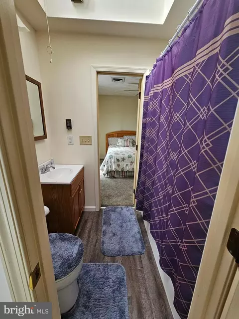 Bath - 8078 Riverview Rd, Westover, MD 21871 photo 1 of 6