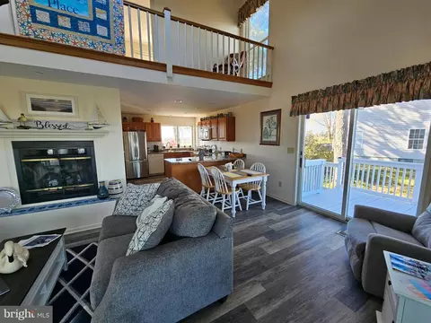Dining - 8078 Riverview Rd, Westover, MD 21871 photo 1 of 2