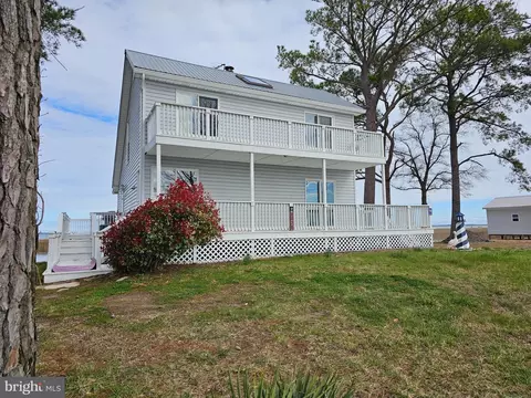 8078 Riverview Rd, Westover, MD 21871