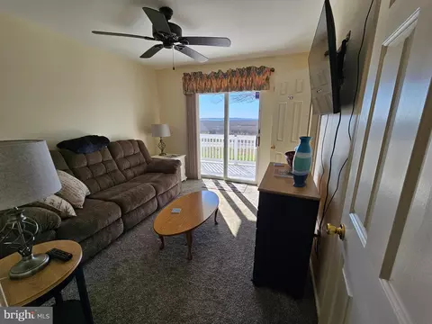 Living - 8078 Riverview Rd, Westover, MD 21871 photo 7 of 21