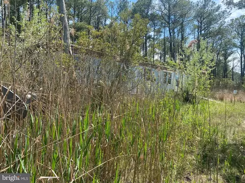 2924 Boone Rd, Crisfield, MD 21817