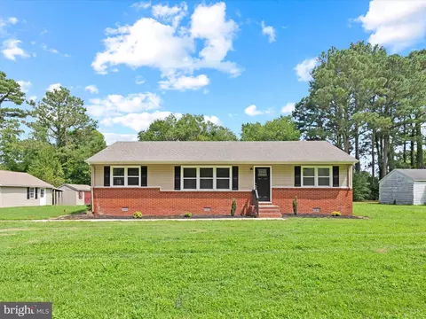 8101 Courthouse Hl, Pocomoke City, MD 21851