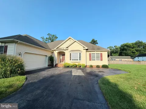 11655 St Andrews Cir, Princess Anne, MD 21853