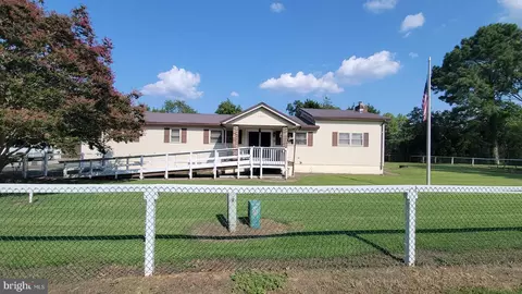 9993 Levin Wilson Rd, Deal Island, MD 21821