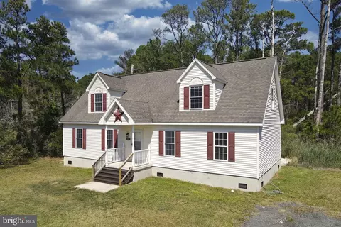 26300 Stouty Sterling Rd, Crisfield, MD 21817