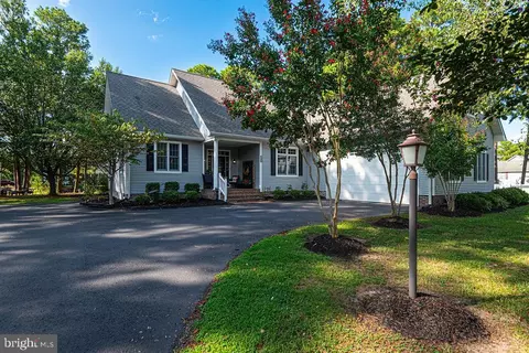 5060 Old Auger Rd, Crisfield, MD 21817