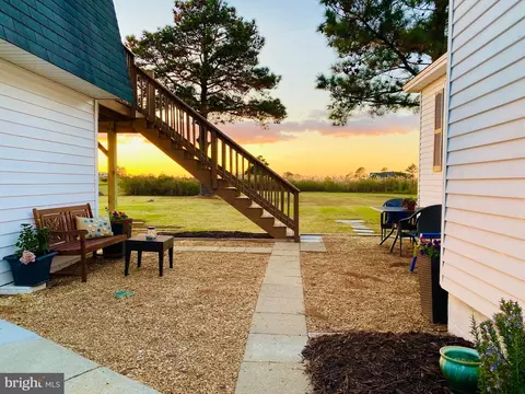 Exterior - 41 Wynfall Ave, Crisfield, MD 21817 photo 12 of 16