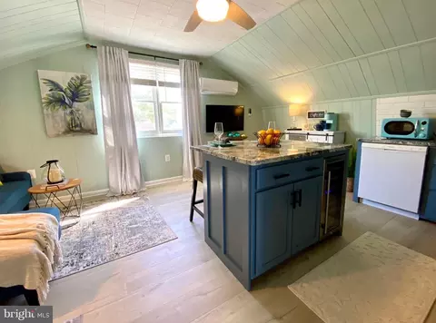 Kitchen - 41 Wynfall Ave, Crisfield, MD 21817 photo 6 of 9