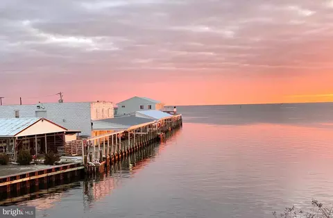 View/Area - 41 Wynfall Ave, Crisfield, MD 21817 photo 8 of 10