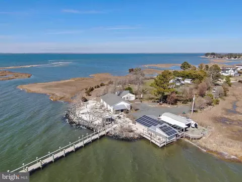 View/Area - 25722 Drum Point Rd, Westover, MD 21871 photo 2 of 9