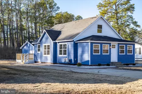 277 S Somerset Ave, Crisfield, MD 21817