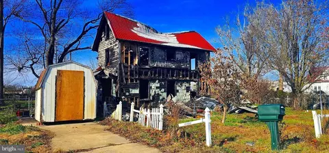 8996 Crisfield Hwy, Westover, MD 21871