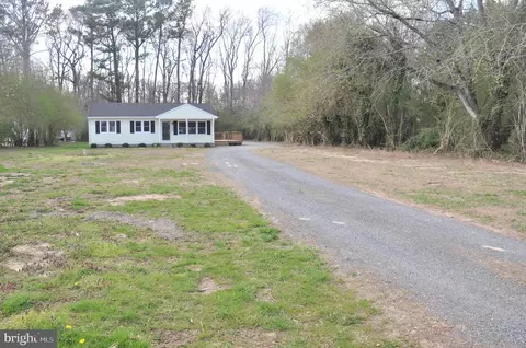 7518 Dividing Crk, Pocomoke City, MD 21851