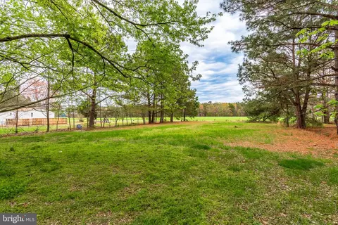 Exterior - 5984 Cornstack Rd, Marion Station, MD 21838 photo 5 of 7