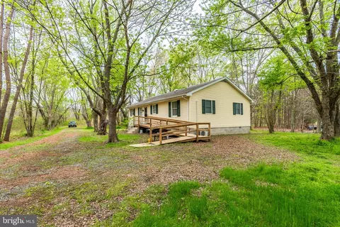 Exterior - 5984 Cornstack Rd, Marion Station, MD 21838 photo 3 of 7