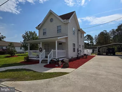 20 Elzie Ln, Crisfield, MD 21817
