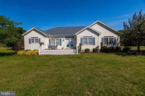 3273 Williams Point Rd, Marion Station, MD 21838